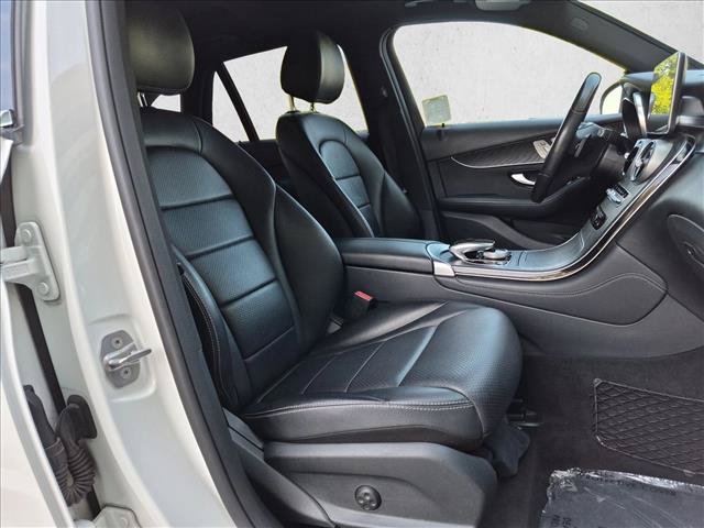 Used 2017 Mercedes-Benz GLC 300 4MATIC image 20
