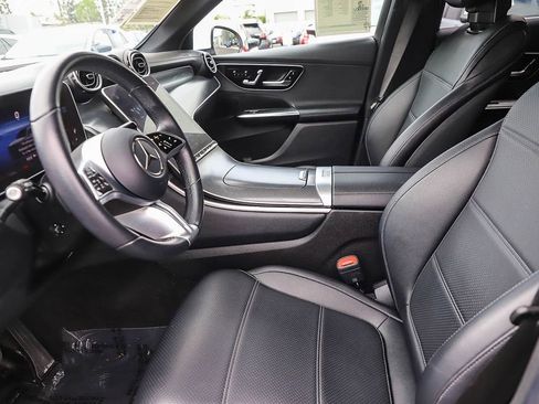 Used 2024 Mercedes-Benz GLC 300 image 20