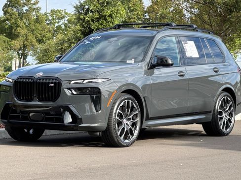 Used 2024 BMW X7 M60i w/ Executive Package AWD/4WD image 9