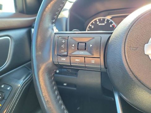 Certified 2021 Nissan Rogue SV w/ Premium Package image 25