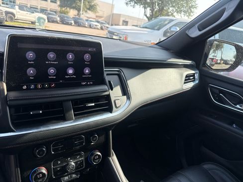 Used 2021 Chevrolet Tahoe RST w/ Luxury Package RWD image 8