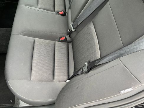Used 2025 Nissan Altima 2.5 SV FWD image 37
