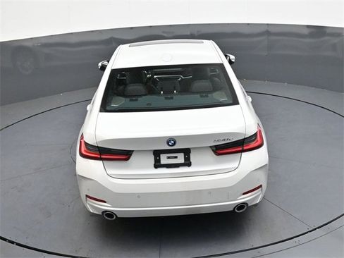 Used 2024 BMW 330e w/ Premium Package image 21