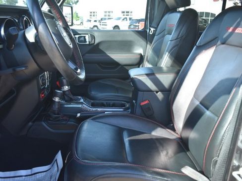 Used 2019 Jeep Wrangler Unlimited Rubicon AWD/4WD image 14