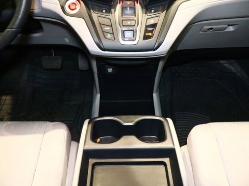 Used 2019 Honda Odyssey EX image 29