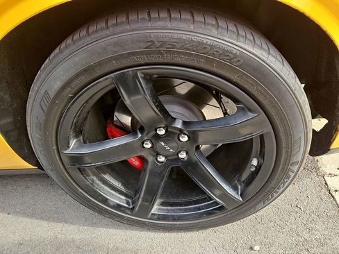 Used 2017 Dodge Challenger SRT Hellcat image 5