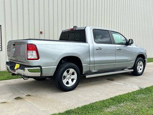Used 2019 RAM 1500 Big Horn AWD/4WD image 3