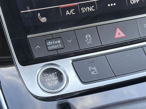 Used 2023 Audi Q7 3.0T Premium Plus image 17