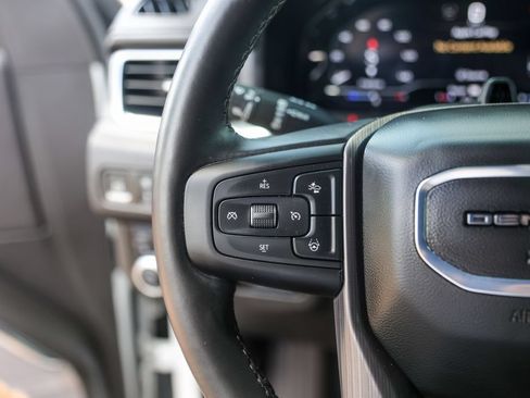 Used 2024 GMC Yukon XL Denali Ultimate AWD/4WD image 13