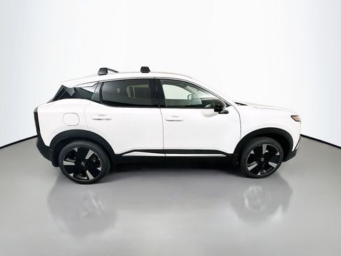 New 2026 Nissan Kicks SR w/ Cold Weather Package image 23