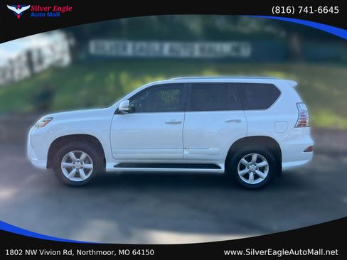 Used 2014 Lexus GX 460 Luxury AWD/4WD image 2