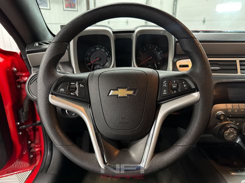 Used 2014 Chevrolet Camaro LS RWD image 26