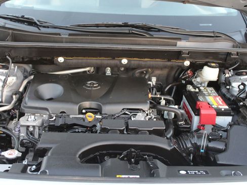 Used 2019 Toyota RAV4 Limited image 27