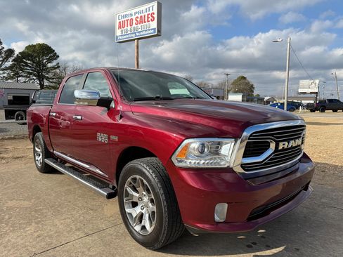 Used 2017 RAM 1500 Limited image 1