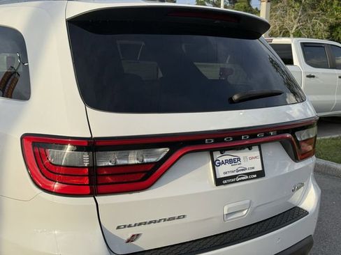 Used 2022 Dodge Durango SXT w/ Trailer Tow Group IV image 10