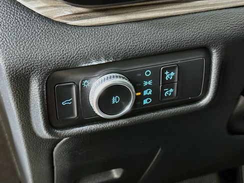 Used 2020 Ford Explorer Limited AWD/4WD image 15