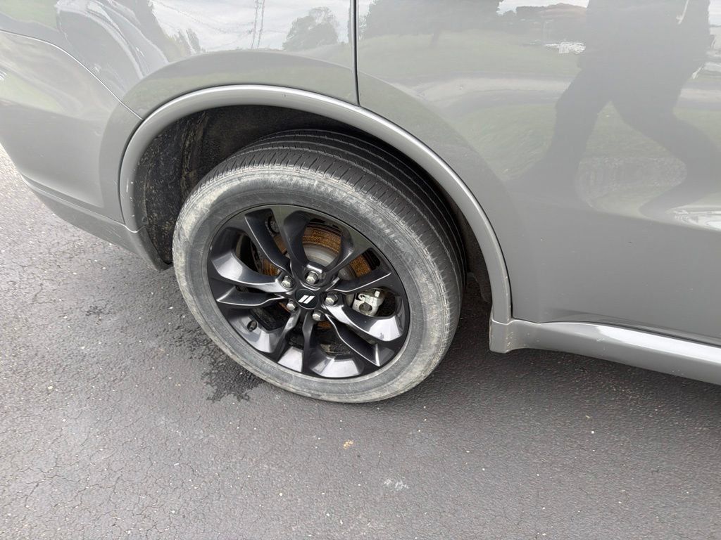 Used 2025 Dodge Durango GT AWD/4WD image 3