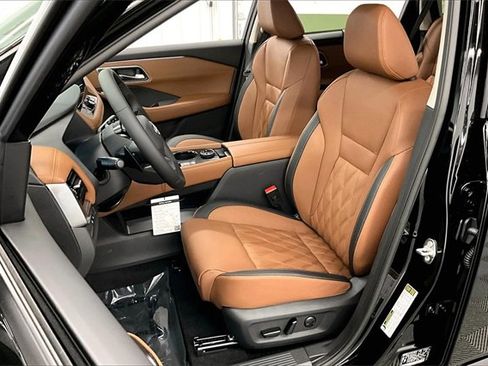 New 2026 Nissan Rogue Platinum w/ Platinum Premium Package image 9