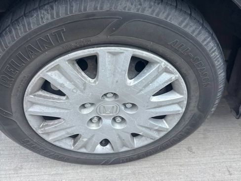 Used 2011 Honda Civic DX-VP image 8