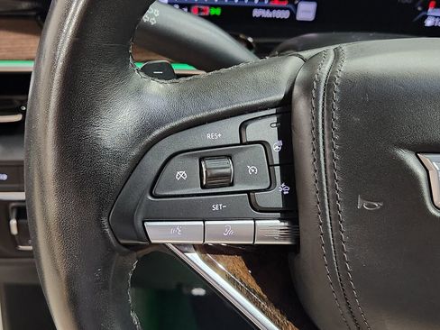 Used 2022 Cadillac Escalade ESV Sport Platinum w/ LPO, ONYX Package image 47