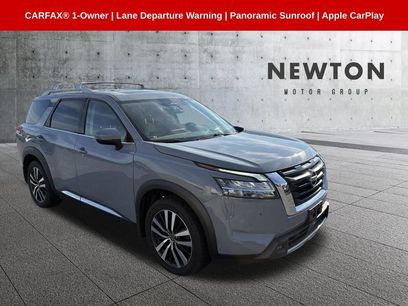 Used 2023 Nissan Pathfinder Platinum w/ Cargo Package