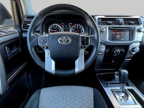 Used 2016 Toyota 4Runner SR5 AWD/4WD image 6