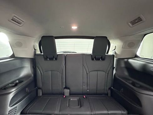 Certified 2026 INFINITI QX60 Luxe w/ Family Package FWD image 24