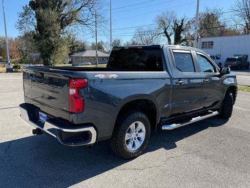 Used 2021 Chevrolet Silverado 1500 LT w/ Bed Protection Package image 4