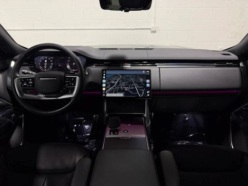 Used 2024 Land Rover Range Rover Long Wheelbase SE AWD/4WD image 20