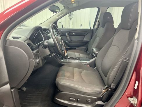 Used 2016 Chevrolet Traverse LT image 18