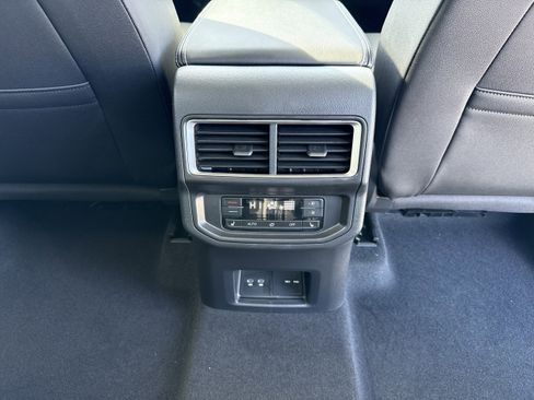 New 2026 Volkswagen Atlas SEL image 9