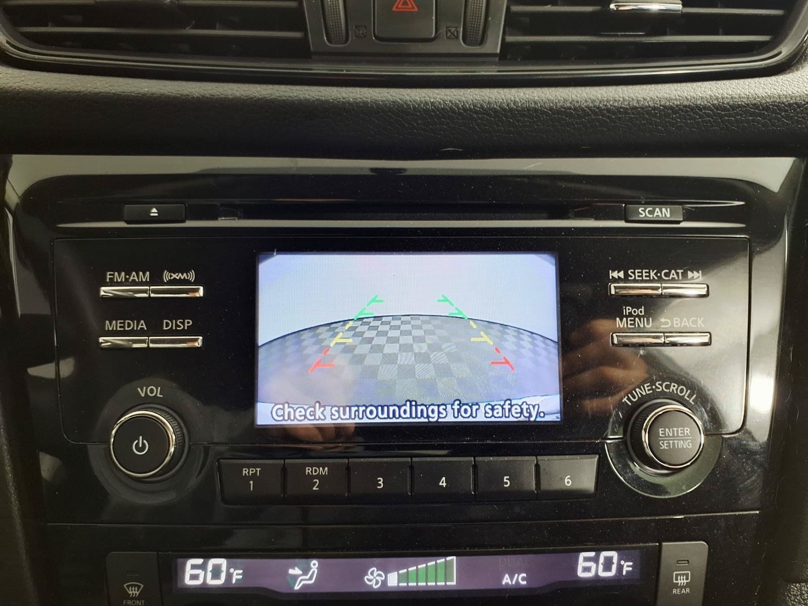 Used 2017 Nissan Rogue SV FWD image 19