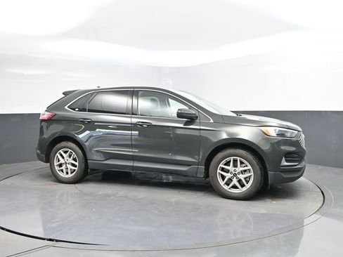Used 2024 Ford Edge SEL AWD/4WD image 3