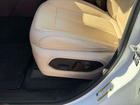 Certified 2021 Jeep Grand Cherokee L Limited AWD/4WD image 19