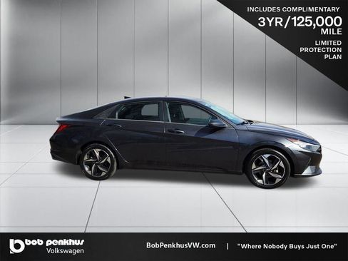 Used 2023 Hyundai Elantra SEL w/ Convenience Package image 23