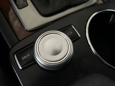 Used 2011 Mercedes-Benz C 300 4MATIC Sedan image 32