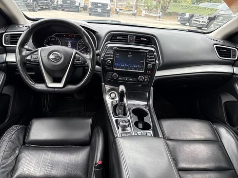 Used 2016 Nissan Maxima 3.5 SV image 2
