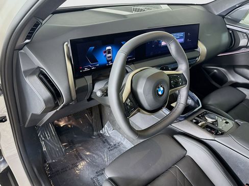 Used 2025 BMW X3 xDrive30i w/ Convenience Package image 9