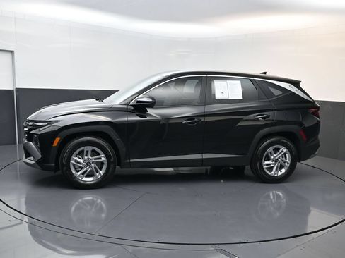 Certified 2026 Hyundai Tucson SE FWD image 7