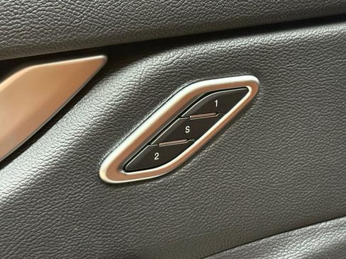 Used 2018 Maserati Levante 3.0L image 16