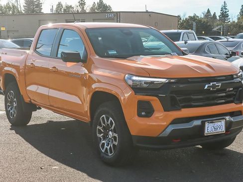 Used 2026 Chevrolet Colorado Z71 w/ Technology Package image 5