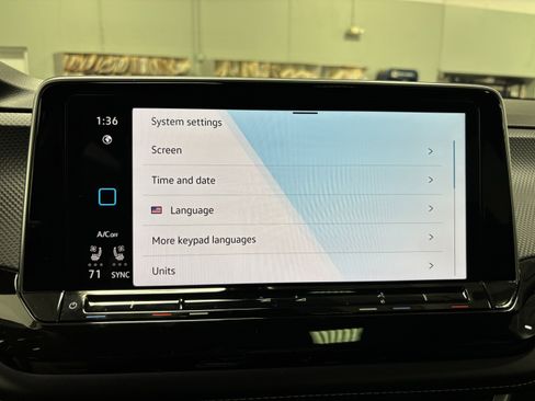 New 2026 Volkswagen Atlas Cross Sport SEL Premium R-Line AWD/4WD image 24
