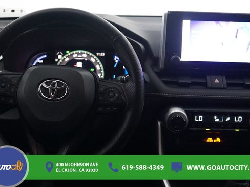 Used 2023 Toyota RAV4 AWD Hybrid image 5