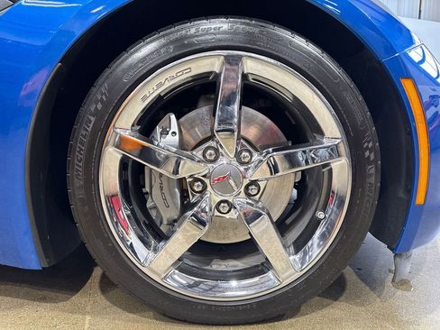 Used 2014 Chevrolet Corvette Stingray Convertible w/ 2LT Preferred Equipment Group image 39