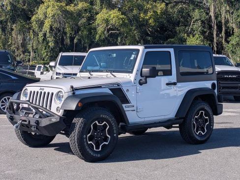 Used 2018 Jeep Wrangler Sport AWD/4WD image 8