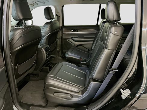 Used 2023 Jeep Grand Cherokee L Limited image 29