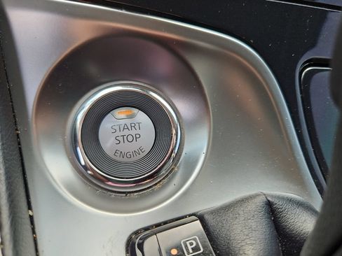 Used 2023 Nissan Maxima SV w/ Floor Mat Group FWD image 17