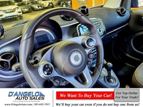 Used 2019 smart fortwo electric drive image 18