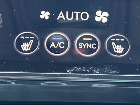 Certified 2026 Genesis G70 2.5T RWD image 18