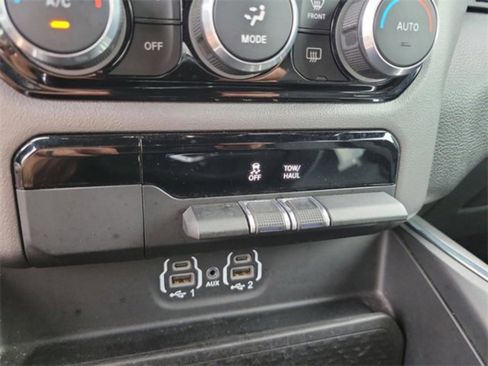 Used 2024 RAM 1500 Laramie image 24